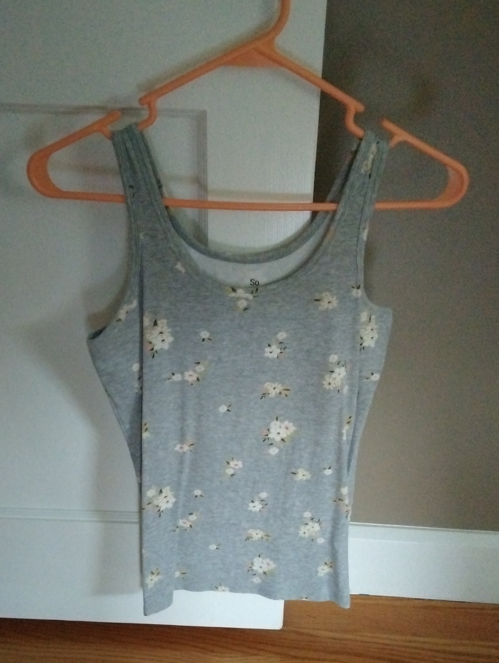 SO Gray Tank Top with Cream Floral Print